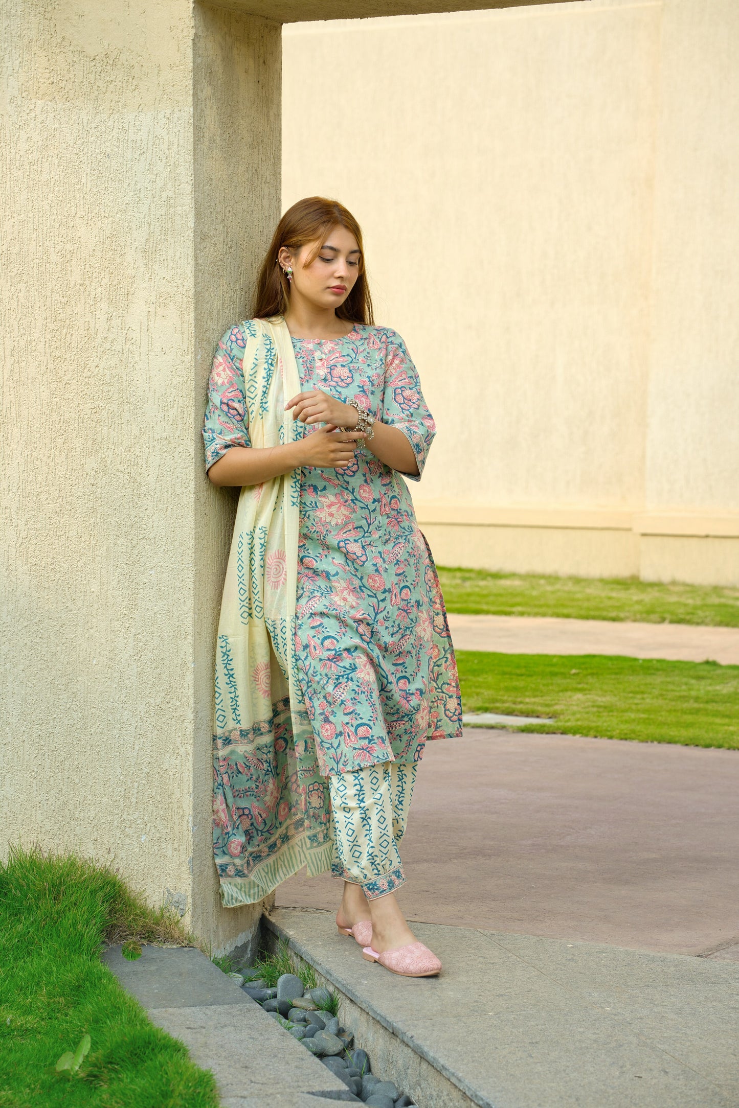 Nilofer - Block Printed Cotton Suit